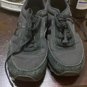 Authentic Nike Shoes ( Used ) Size 10